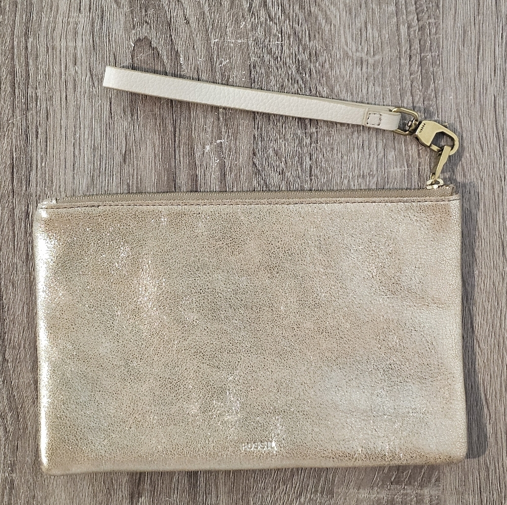 Vintage Fossil Metallic Gold Wristlet- EUC